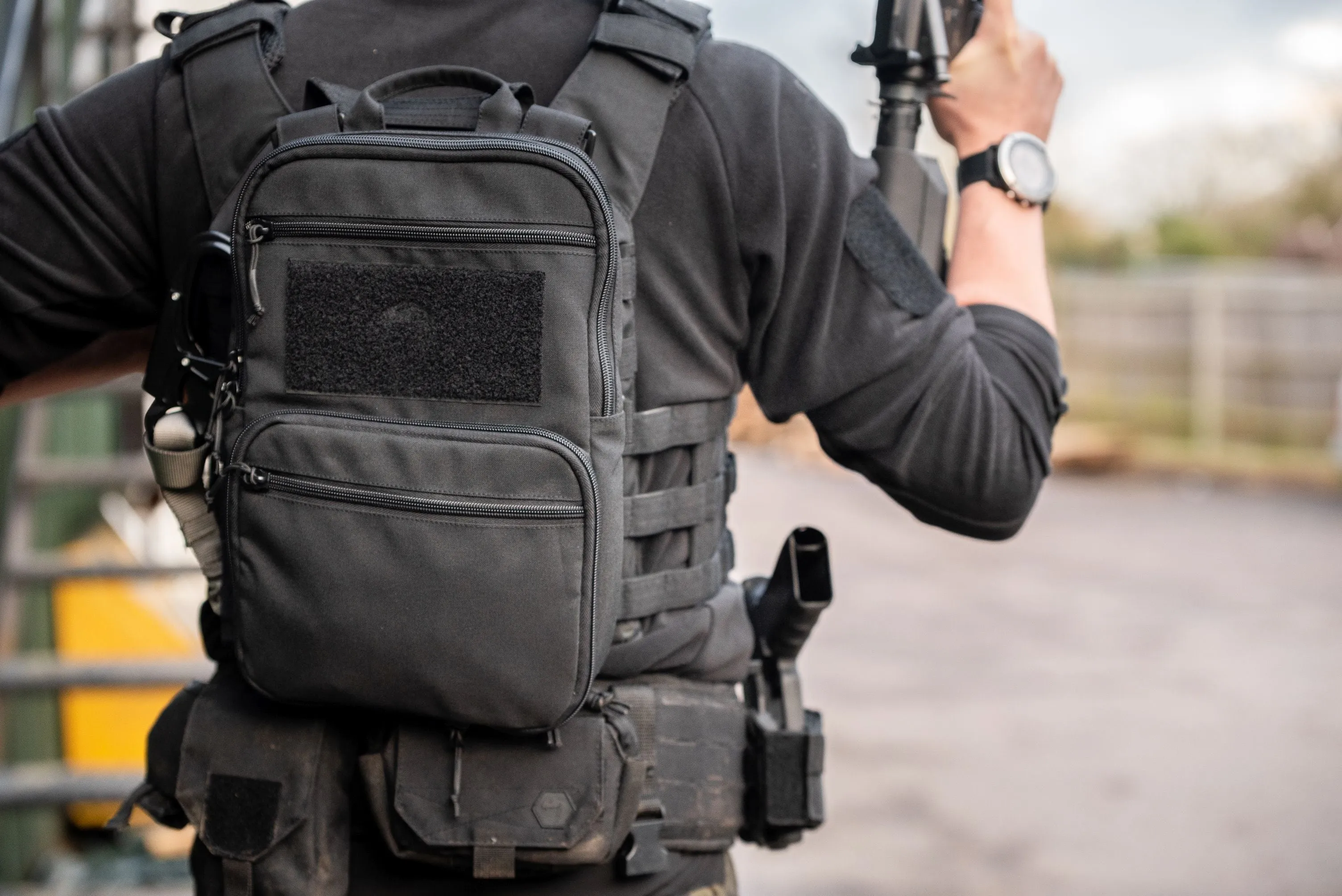 Viper VX Buckle Up Charger Backpack Black